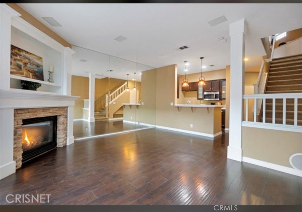 July Move IN! Beautiful 2 story freshly painted townhouse in the heart of Valencia, features 1 car garage, 2 bedroom, 2 bath, Large patio, cozy fireplace, ALL APPLIANCES are included. Community includes, pool, spa, basketball court & Playground. The property is centrally located to schools shopping and fine dining.