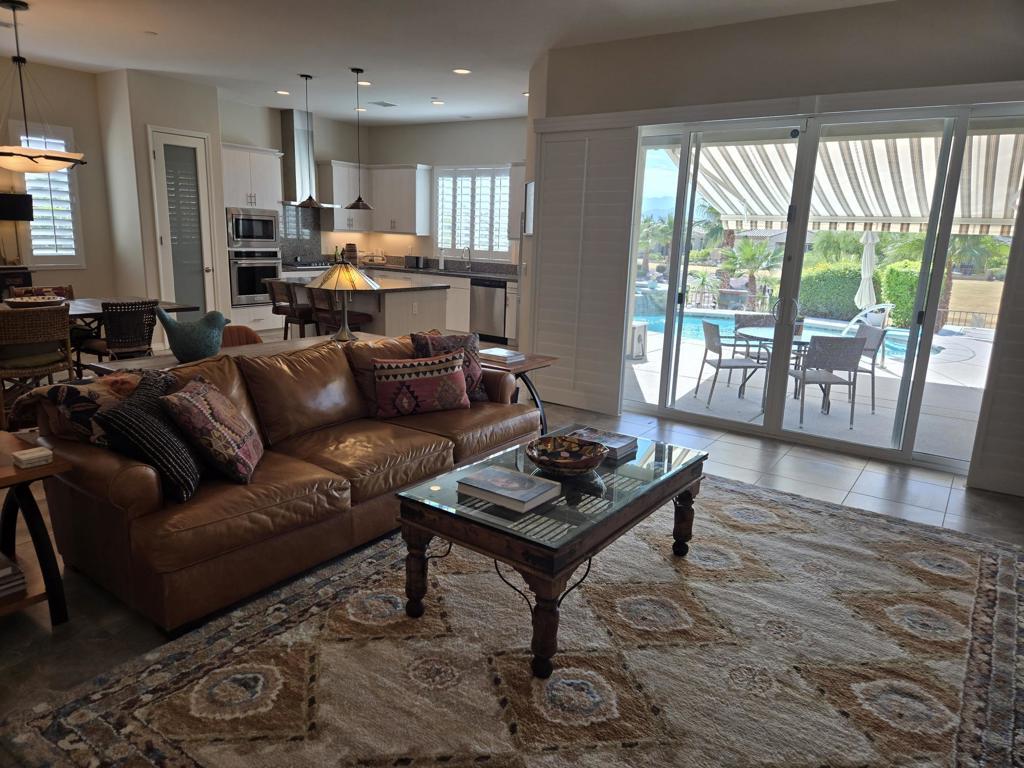 Desert Princess - Residential