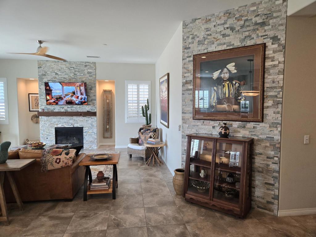 Desert Princess - Residential