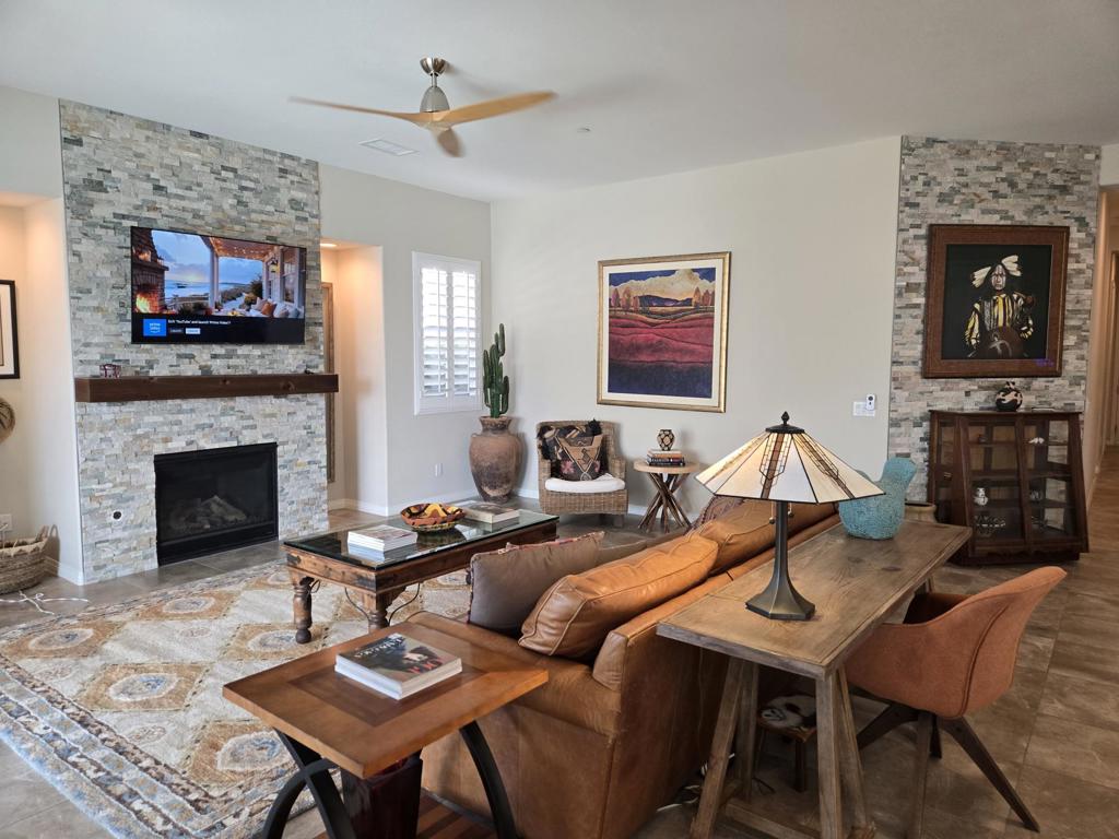 Desert Princess - Residential