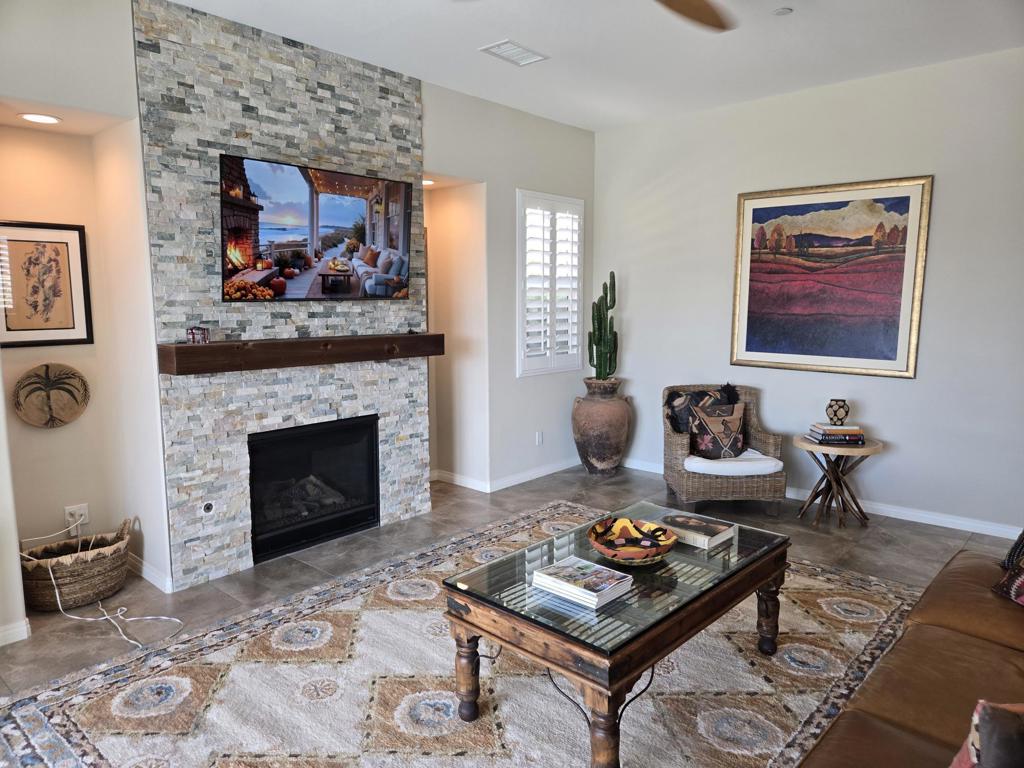 Desert Princess - Residential