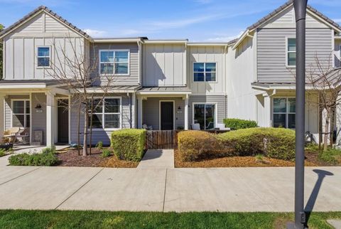 Photo of 1344 Bloom Lane, Morgan Hill, CA 95037 (MLS # ML82038581)