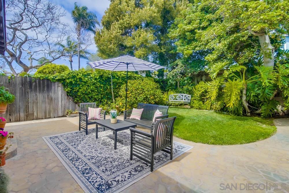 Range price $1,550,000-$1,650,000. Welcome home to this charming 3+br/2ba on rare Point Loma cul de sac! Features include a sunken living room w/fireplace, family room, large bedrooms & living spaces, built-ins, central heat, Pella windows & sliders & an oversized 2 car garage. Extra suite off of primary is perfect for relaxing, crafting, a home office or baby's room. It could also easily be separated into a cute studio. Lush landscaping, private back yard, tons of natural light, award winning schools & tons of character. Close to sandy beaches, yacht clubs & Sunset Cliffs. This home will capture your heart the minute you walk in! This is why we live here!