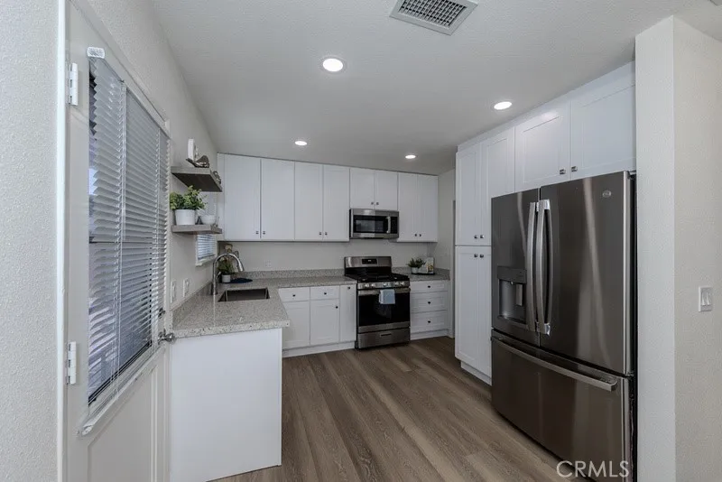 Santa Fe Springs, California 90670, United States, 3 Bedrooms Bedrooms, ,1 BathroomBathrooms,Residential,Active,167537