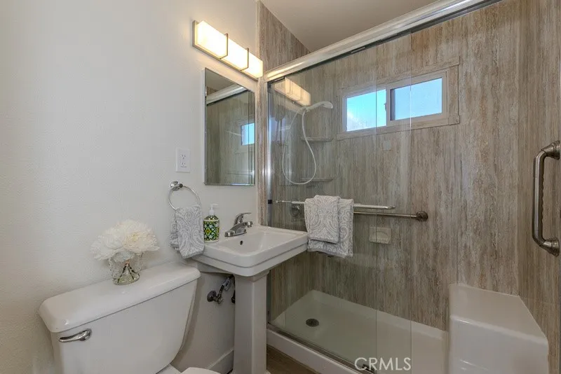 Santa Fe Springs, California 90670, United States, 3 Bedrooms Bedrooms, ,1 BathroomBathrooms,Residential,Active,167537