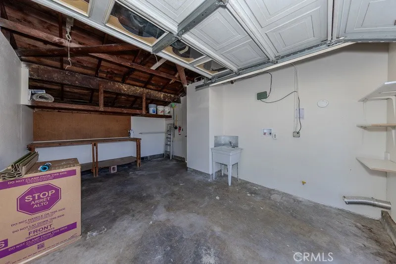 Santa Fe Springs, California 90670, United States, 3 Bedrooms Bedrooms, ,1 BathroomBathrooms,Residential,Active,167537