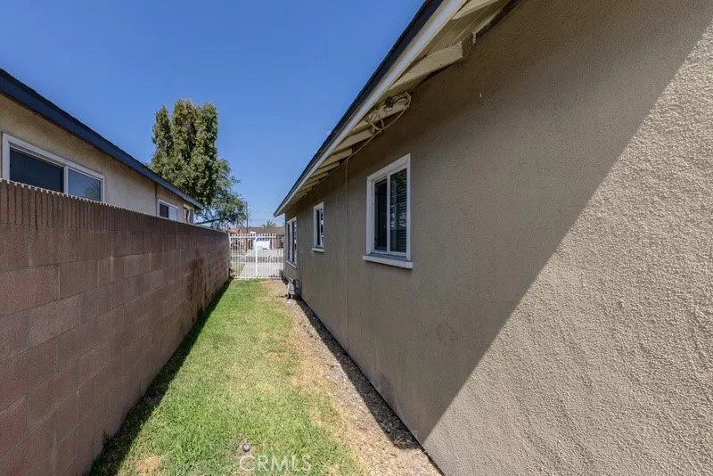Santa Fe Springs, California 90670, United States, 3 Bedrooms Bedrooms, ,1 BathroomBathrooms,Residential,Active,167537