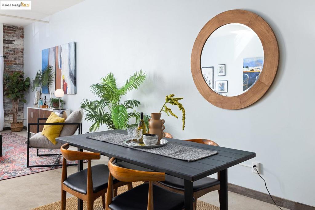 WEST OAK - Residential