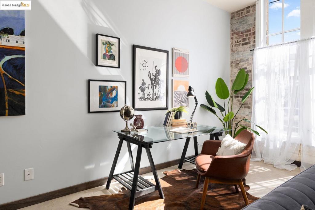 WEST OAK - Residential