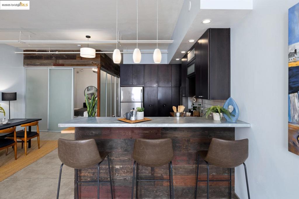 WEST OAK - Residential