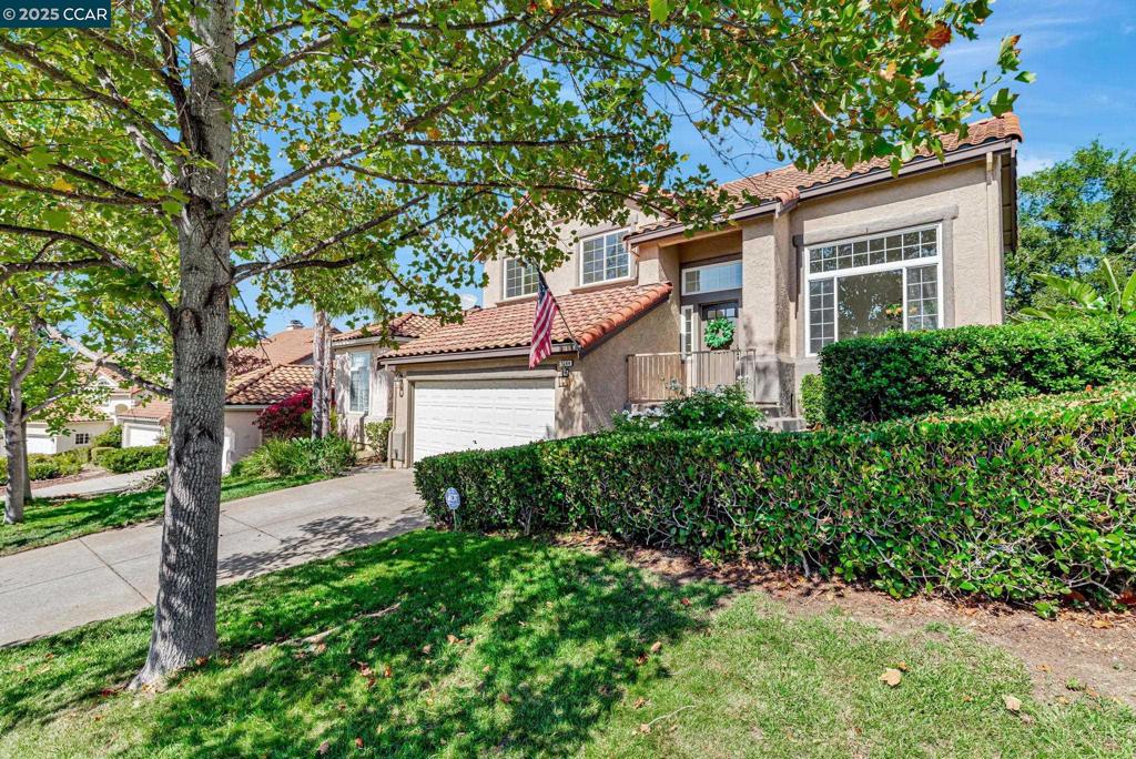 CANYON CREEK - Residential