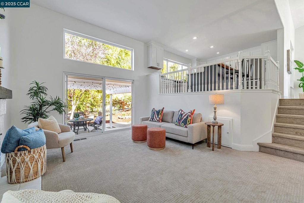 CANYON CREEK - Residential