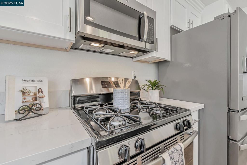CANYON CREEK - Residential