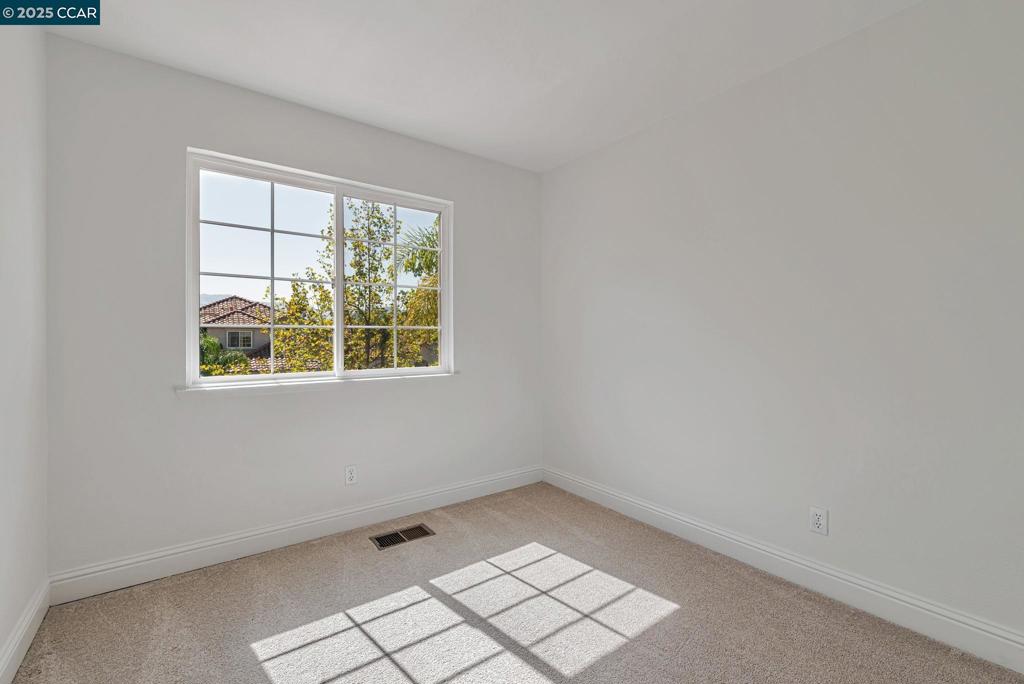 CANYON CREEK - Residential