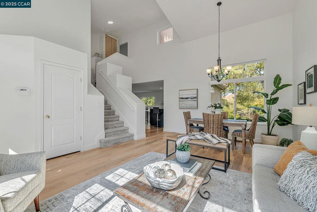 CANYON CREEK - Residential
