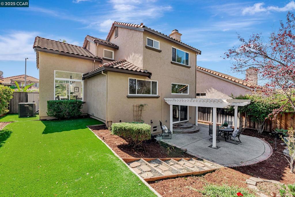 CANYON CREEK - Residential