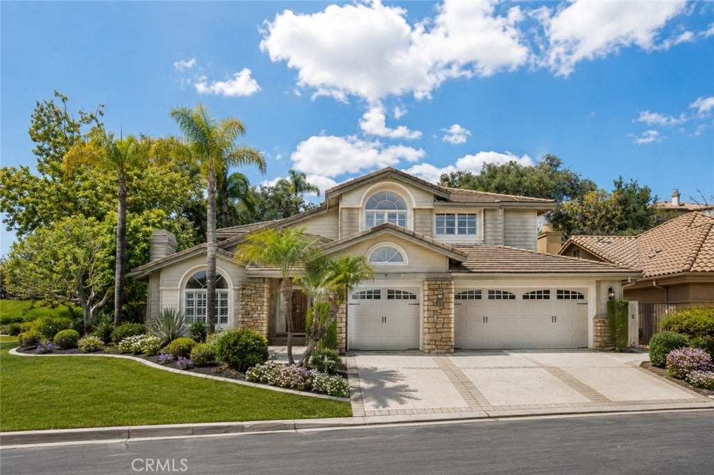 7 Skylark Way