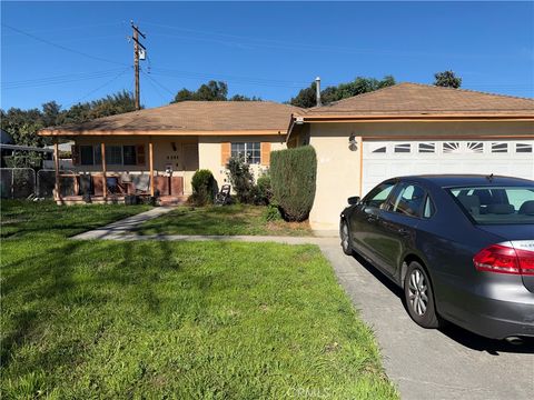 Photo of 1578 W Gilbert St, San Bernardino, CA 92411 (MLS # IV26014276)