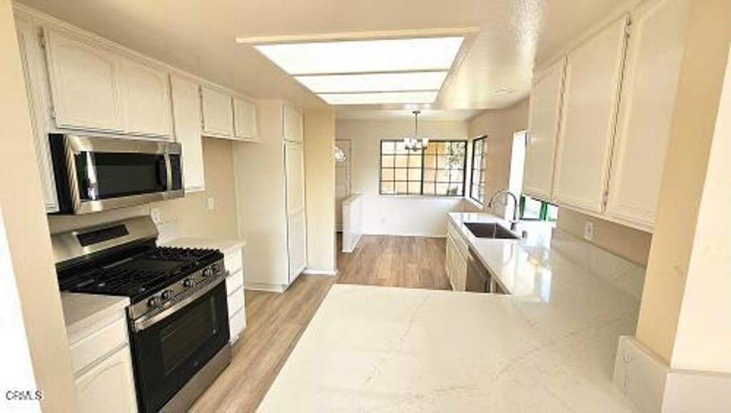 Photo of 1161 Windward Way, Oxnard, CA 93035 (MLS # V1-34180)