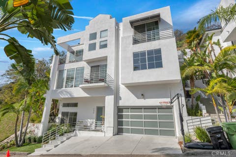 Photo of 3635 Potosi Avenue, Studio City, CA 91604 (MLS # SR25255194)