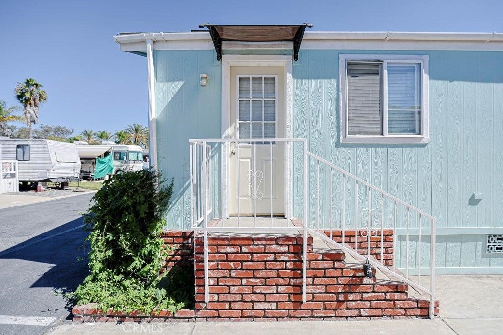 15141 Beach Boulevard 25