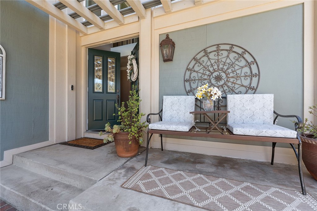 2244 W Beverly Drive