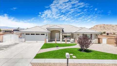 17993 Mondamon Road Apple Valley CA 92307