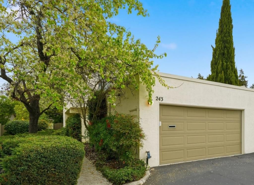 Photo of 243 Sierra Vista Avenue, Mountain View, CA 94043 (MLS # ML82035482)