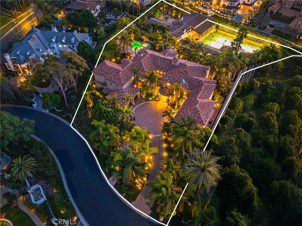 Photo of 6 Inspiration Pt, Laguna Niguel, CA 92677 (MLS # OC25179356)