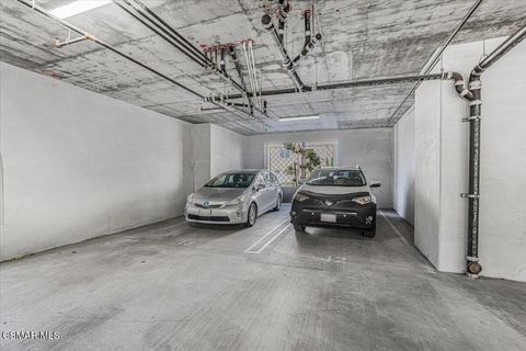 Tiny photo for 2870 Wagon Wheel Road #203, Oxnard, CA 93036 (MLS # 226000079)