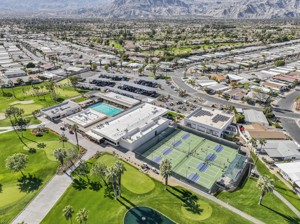 Palm Desert Greens - Manufactured In Park