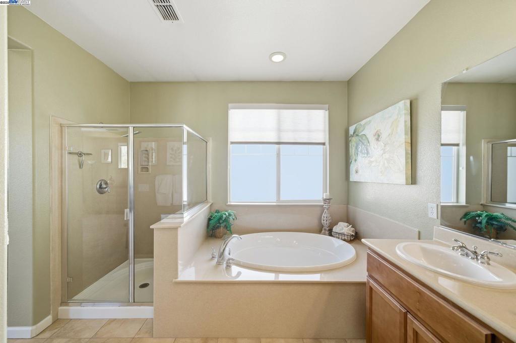 WINDEMERE - Residential