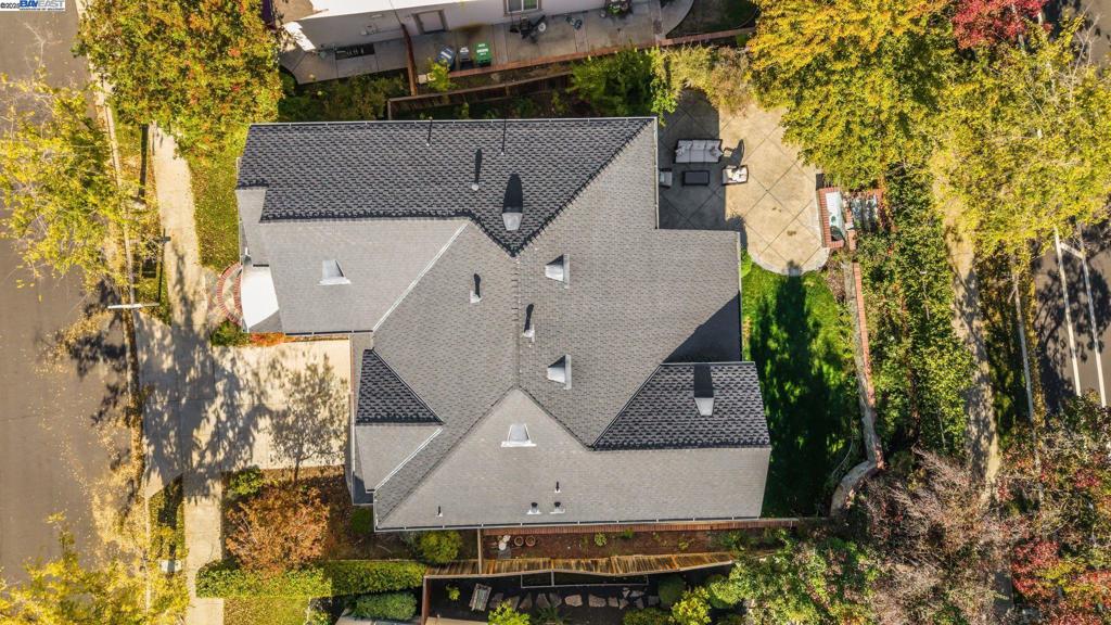 WINDEMERE - Residential