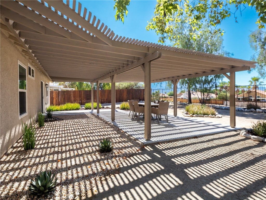9701 Cholla Drive