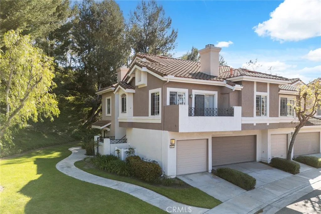 Anaheim Hills, California 92808, United States, 2 Bedrooms Bedrooms, ,2 BathroomsBathrooms,Residential,Active,124603