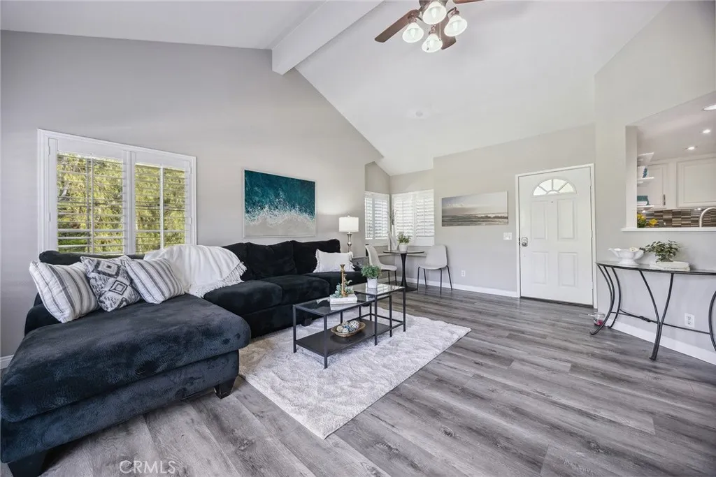 Anaheim Hills, California 92808, United States, 2 Bedrooms Bedrooms, ,2 BathroomsBathrooms,Residential,Active,124603