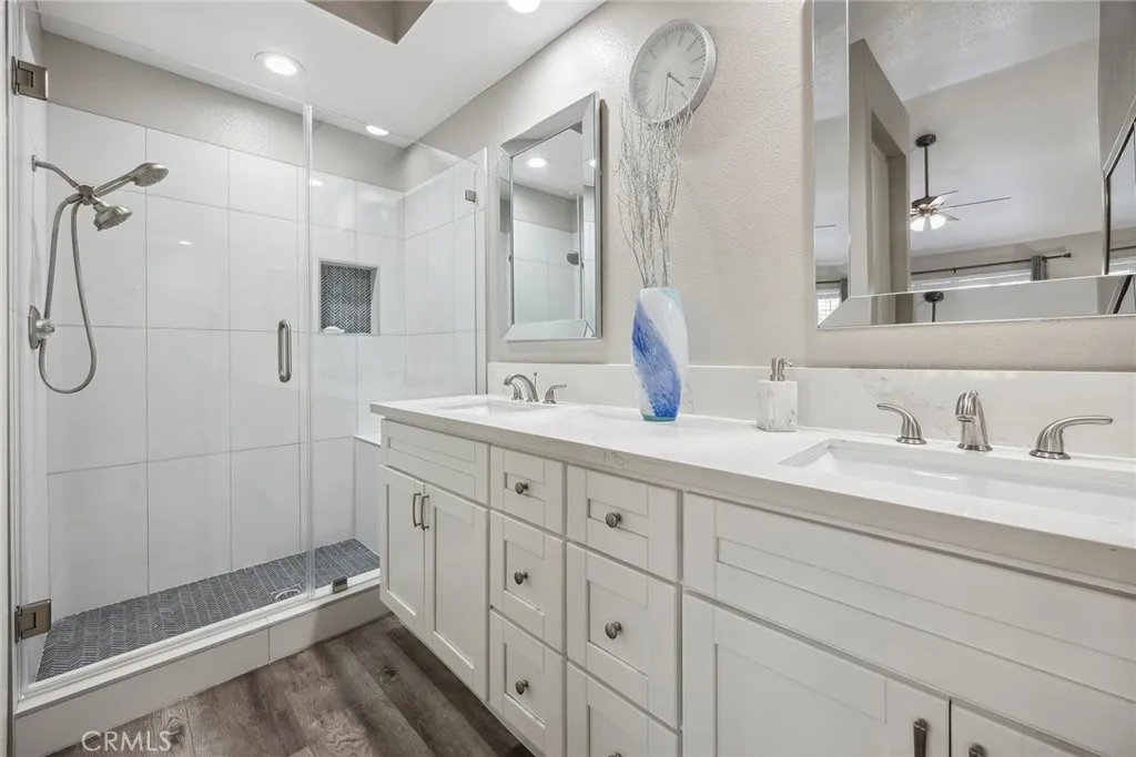 Anaheim Hills, California 92808, United States, 2 Bedrooms Bedrooms, ,2 BathroomsBathrooms,Residential,Active,124603