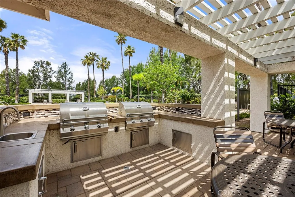 Anaheim Hills, California 92808, United States, 2 Bedrooms Bedrooms, ,2 BathroomsBathrooms,Residential,Active,124603