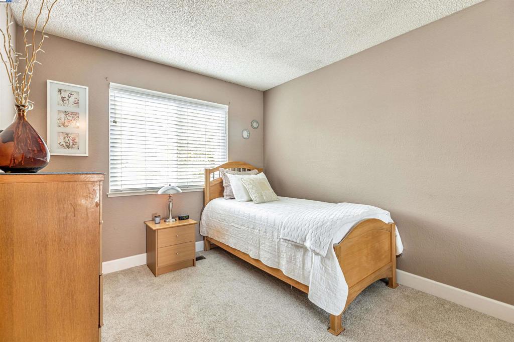 SPRINGTOWN - Residential
