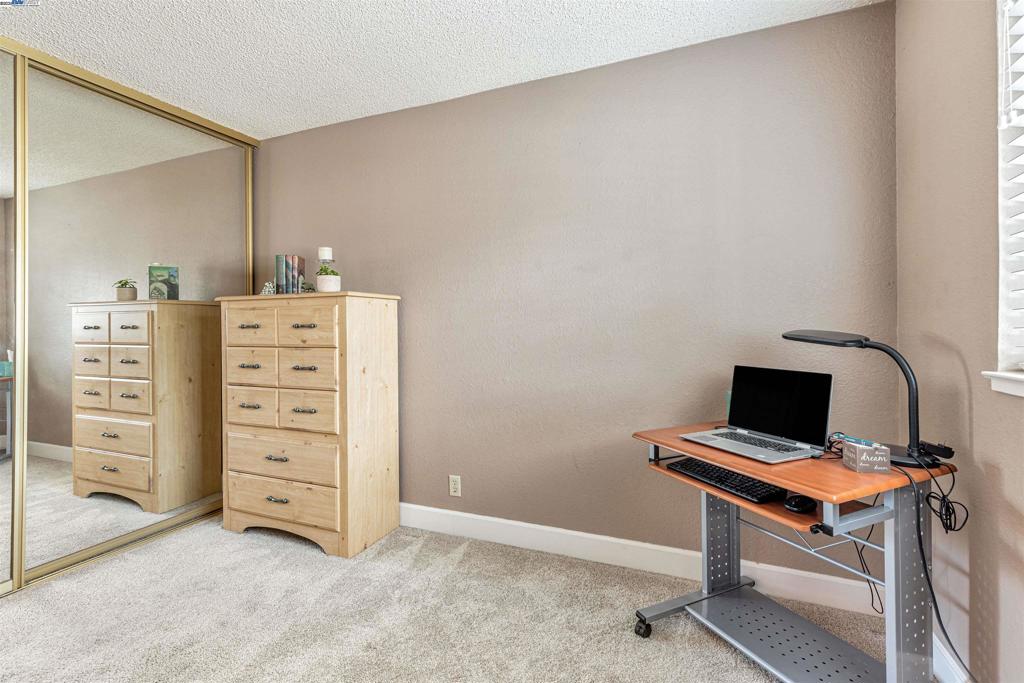 SPRINGTOWN - Residential