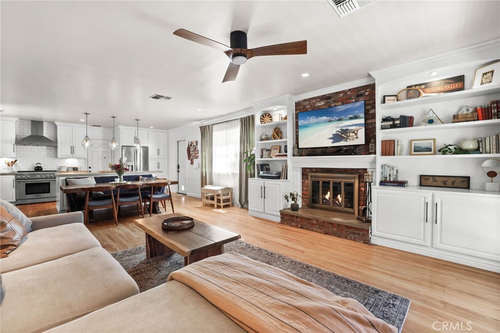 2914 Fallbrook Drive