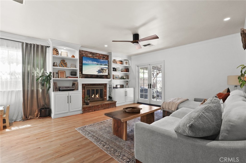 2914 Fallbrook Drive