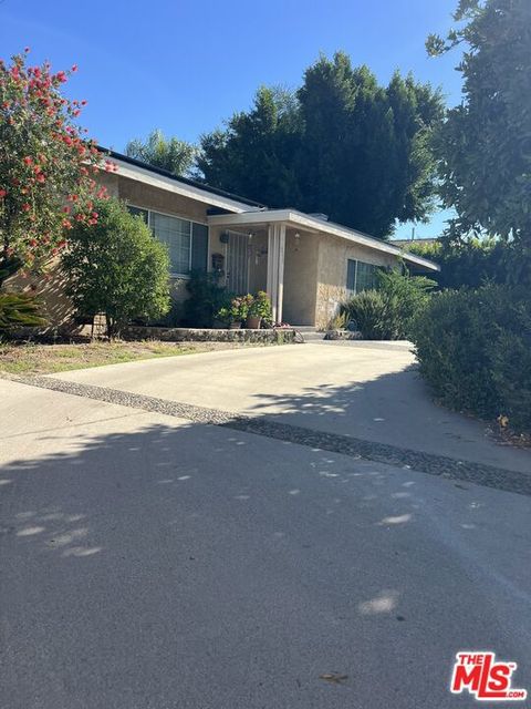 9278 Kewen Avenue Sun Valley CA 91352