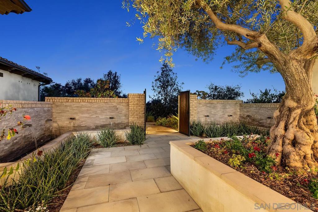 Santaluz - Residential