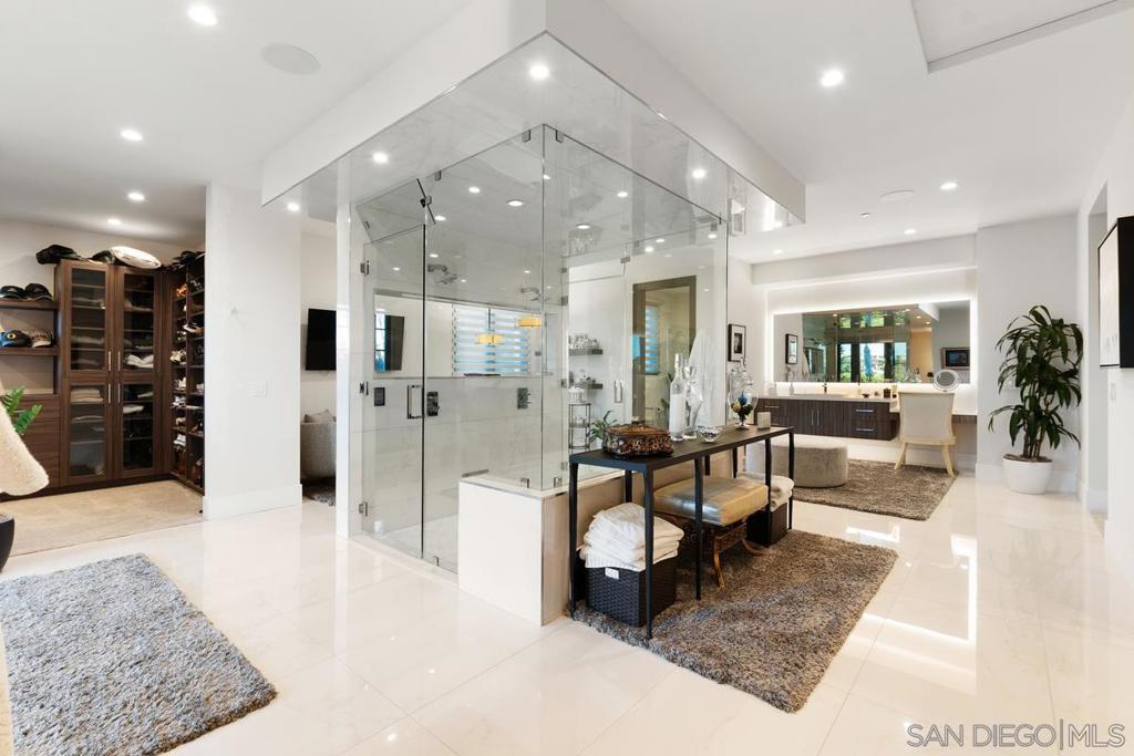 Santaluz - Residential