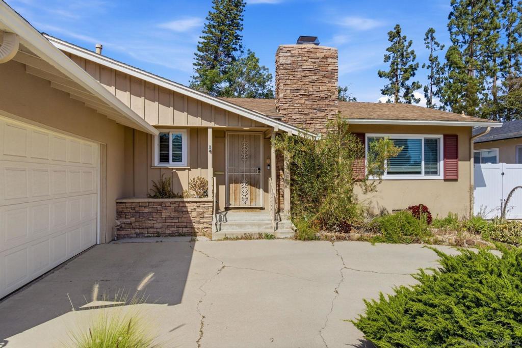6454 Del Cerro Blvd