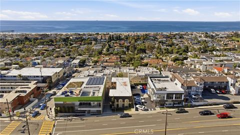 Photo of 2121 Pacific Coast Highway Hwy, Hermosa Beach, CA 90254 (MLS # SB25274397)