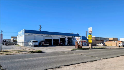 Photo of 16281 Yucca Road, Hesperia, CA 92345 (MLS # HD26226928)
