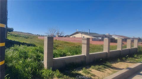 Photo of 5 st E Avenue R, Palmdale, CA 93550 (MLS # DW26125676)
