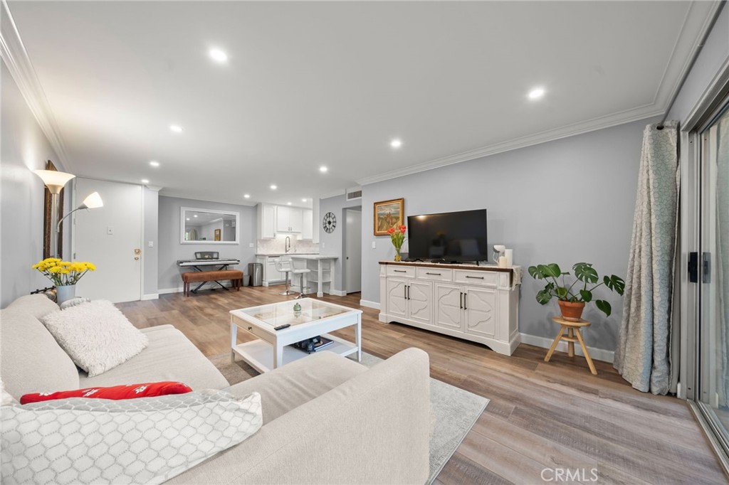 564 N Bellflower Boulevard 105